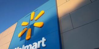 Bargain hunters drive Walmart sales and outlook higher